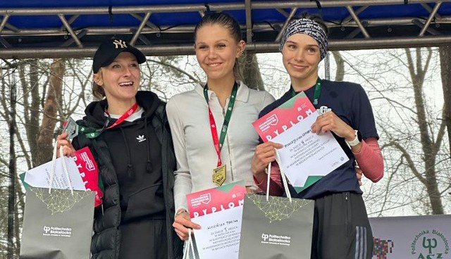 Wszystkie kolory medali zdobyli lekkoatleci z GKS Cartusia Kartuzy i GKS Żukowo podczas Akademickich Mistrzostw Polski w biegach przełajowych.