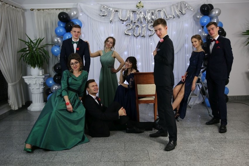 Studniówki 2019. Tak bawiło się Katolickie Liceum Ogólnokształcące w Sandomierzu (ZDJĘCIA) 