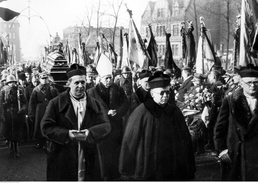 85 lat temu bohatera zrywu, Alfonsa Zgrzebnioka, w Rybniku...