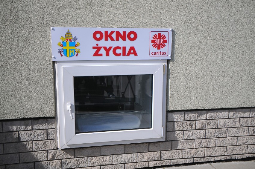 10 lat temu w Krakowie powstało pierwsze w Polsce "Okno życia" [ZDJĘCIA, WIDEO]