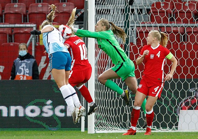 Karolina Klabis z AZS UJ Kraków podczas meczu Polska - Norwegia