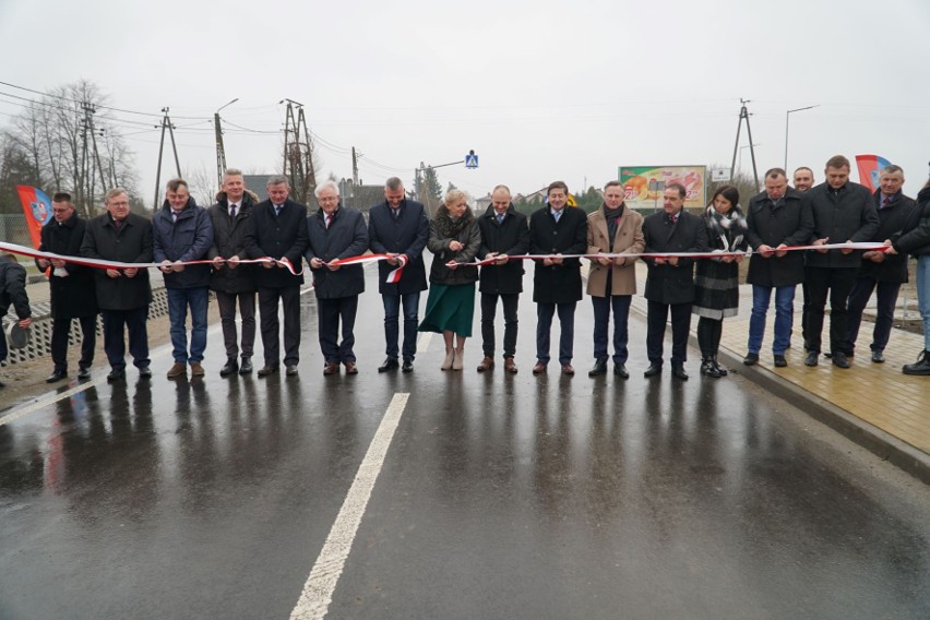 Oficjalne otwarcie jezdni w Kazanowie odbyło się w czwartek,...
