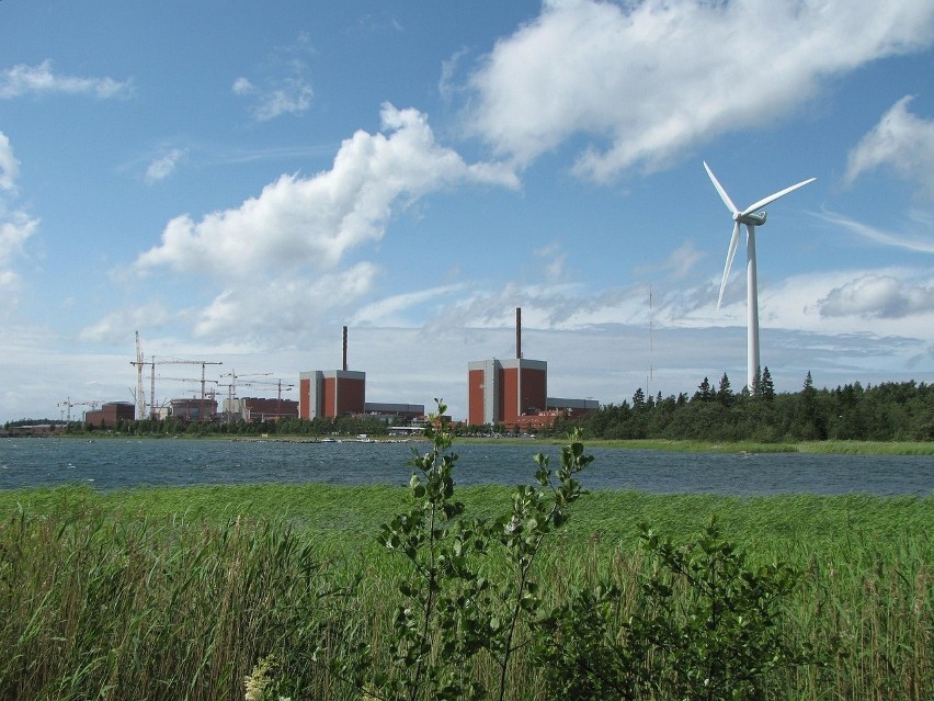 Elektrownia jądrowa w Olkiluoto w Finlandii. Mniej więcej...