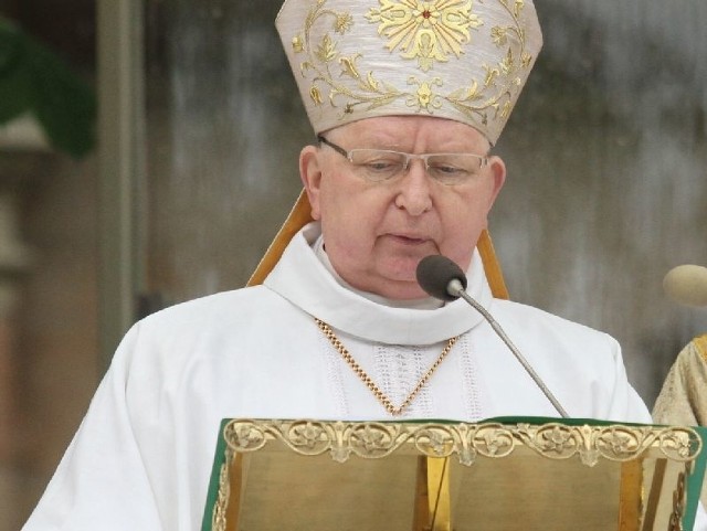 Biskup Kazimierz Ryczan.
