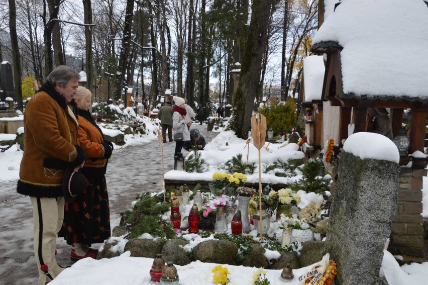 Zakopane. Górale kwestują na rzecz ratowania nagrobków [ZDJĘCIA]