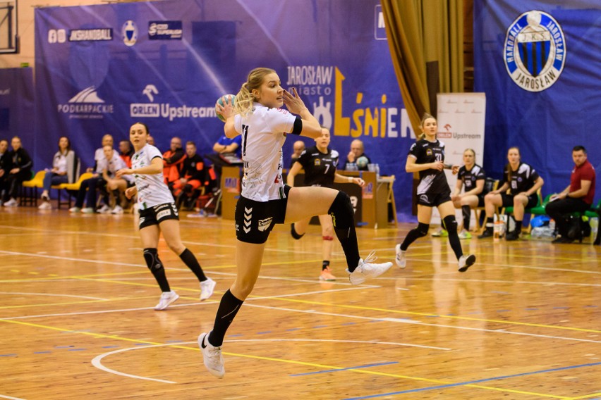 Żal końcowego wyniku. Opinie, zdjęcia, kibice po meczu Handball JKS Jarosław - FunFloor Lublin