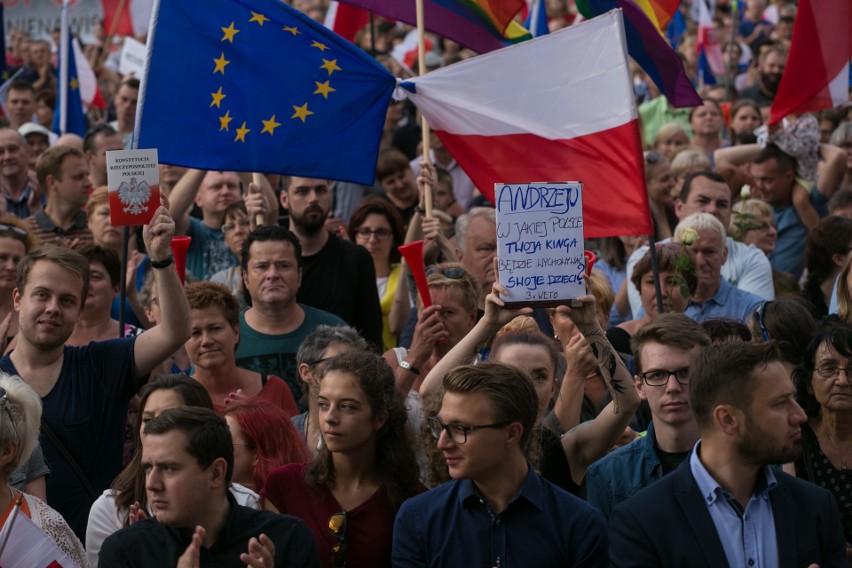 24 lipca 2017. Protest w obronie niezależności sądów na...