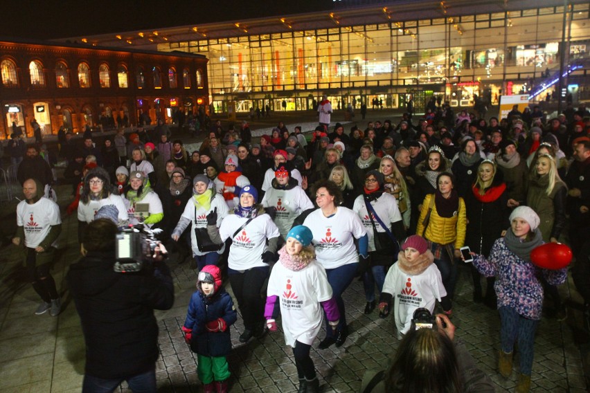 Przeciwko przemocy wobec kobiet. One Billion Rising 2017 na...