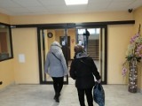 Główne wejście do szpitala w Kołobrzegu wreszcie otwarte
