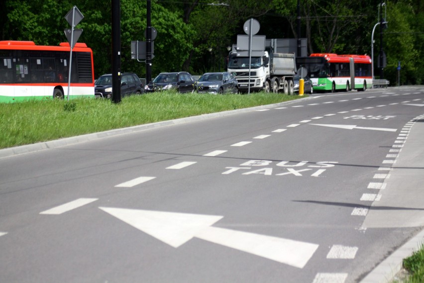 Buspasy na Drodze Męczenników Majdanka będą dostępne dla wszystkich pojazdów? Taki pomysł ma jeden z miejskich radnych