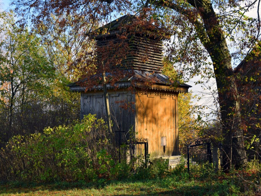 Do Podlaskiego Muzeum Kultury Ludowej trafi drewniany kościół z Seroczyna (zdjęcia)