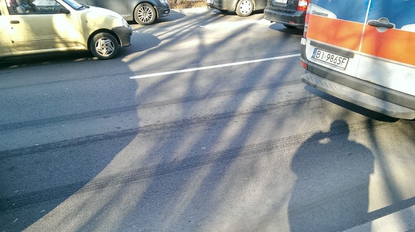 Białystok. Wypadek na ulicy Zwierzynieckiej. Subaru wbiło...