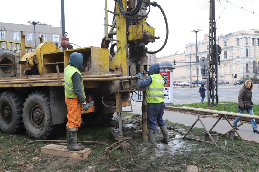 U zbiegu Zielonej i Zachodniej trwają odwierty geologiczne...