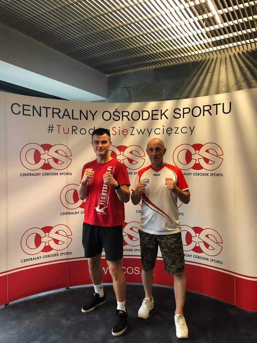 Piotr Glegoła z Radomia, wyjechał na mistrzostwa Europy w kick boxingu (ZDJĘCIA)