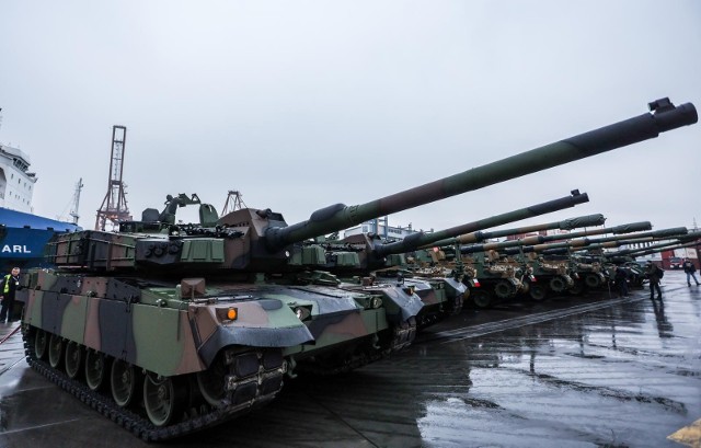 Pierwsze zamówione koreańskie czołgi K2 trafiły już do Polski.