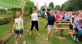 W szkolnych ogrodach: bajkowy piknik z pokazami tańców [WIDEO]