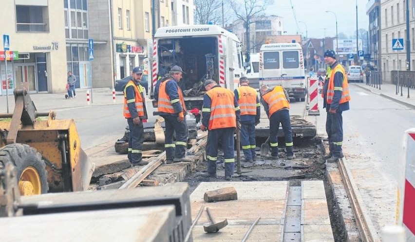 Płonące szyny to w Krakowie nic dziwnego. Zapaliły się m.in....