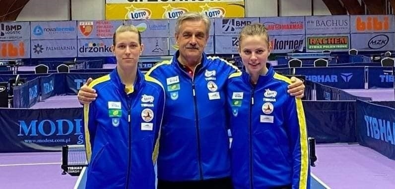 Aleksandra Michalak (z lewej) zdobyła brąz mistrzostw Polski