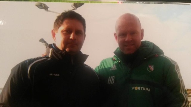 Dariusz Porbes (z lewej) szkolił się u trenera Legii Henninga Berga