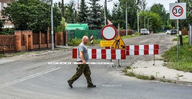 Ulica Wąbrzeska do końca roku  się „ucywilizuje”.  Będzie kanalizacja deszczowa, chodniki i znacznie lepsza komunikacja z okolicznymi ulicami