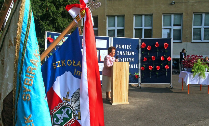 Uroczystość z okazji Dnia Sybiraka w Szkole Podstawowej nr...