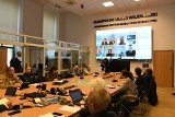 Trudna sytuacja pogodowa w Małopolsce. Wojewoda Łukasz Kmita apeluje o ostrożność