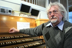 István Ella zaliczany jest do czołówki światowych organistów.