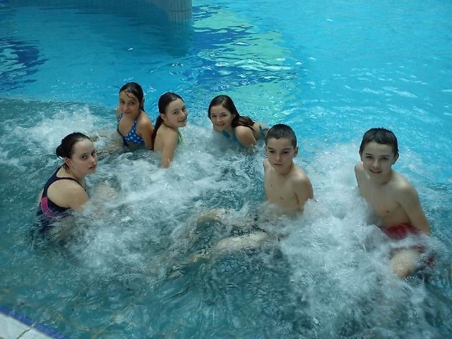 Dzieci z gminy Kotla miały zajęcia w Aquaparku