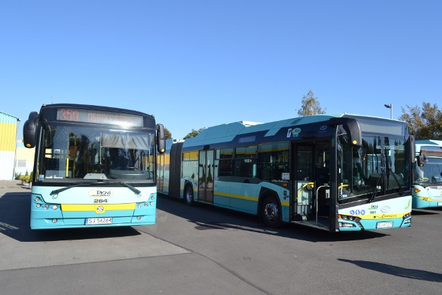 Autobusy PKM Jaworzno możemy rozpoznać po turkusowym kolorze. Do Katowic dojedziemy nimi trzema liniami: A, E oraz J.