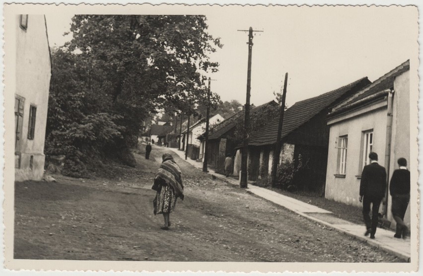 Ul. Pod Strzechą, lata 50. XX wieku. Zdjęcie autorstwa...