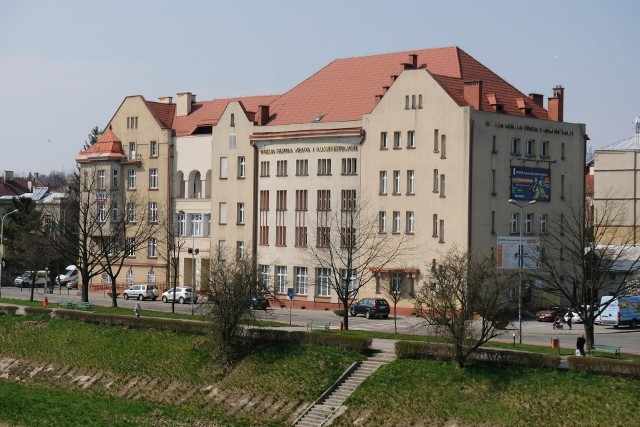 Budynek WSPiA w Przemyślu.
