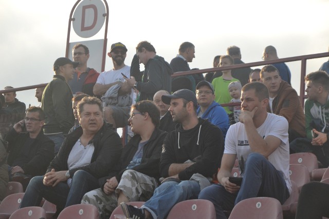 Niemal dwa tysiące widzów przyciągnął na obiekt w Jastrzębiu ostatni mecz sezonu.