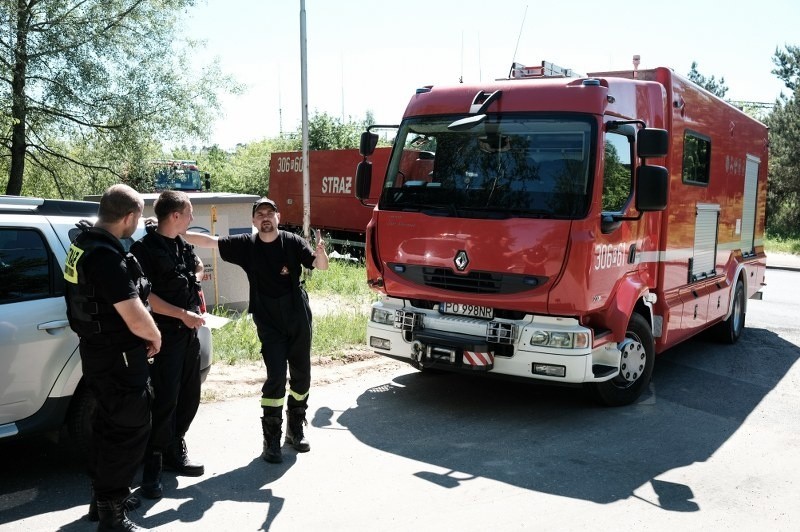 Strażacy badali wyciek nieznanej substancji w Bolechowie