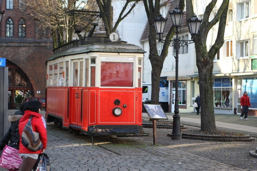 Niszczejący tramwaj w Słupsku