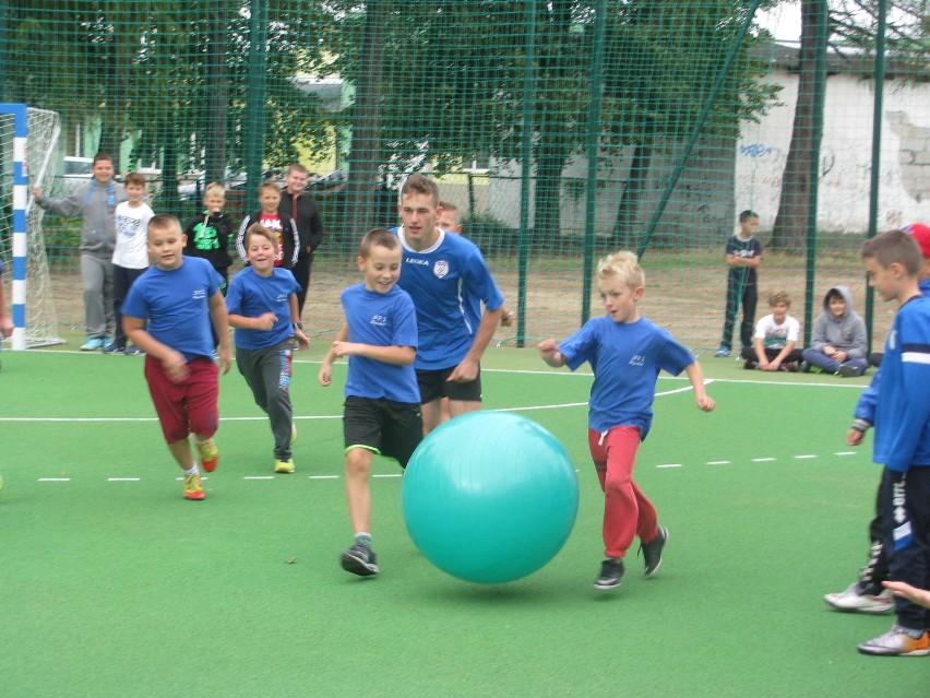 Wyszków. Są dwa nowe boiska sportowe (zdjęcia) 