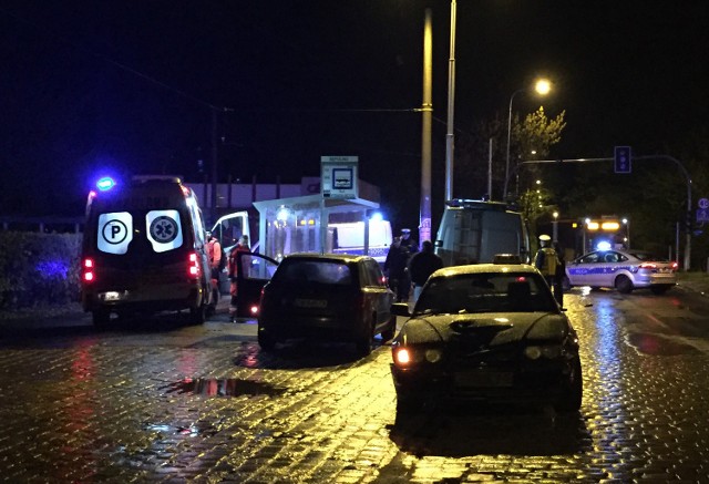 Do śmiertelnego wypadku doszło w nocy z soboty na niedzielę przy pętli tramwajowej na Sępolnie