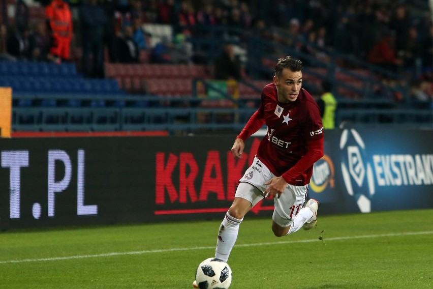 Wiślakom nie wyszedł plan powrotu na fotel lidera ekstraklasy. Paweł Brożek rozegrał mecz numer 400 w barwach „Białej Gwiazdy”