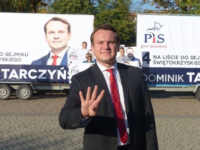 Dominik Tarczyński, kandydat do sejmiku wojewódzkiego, swoją wyborczą kampanię rozpoczął w Skarżysku - Kamiennej.