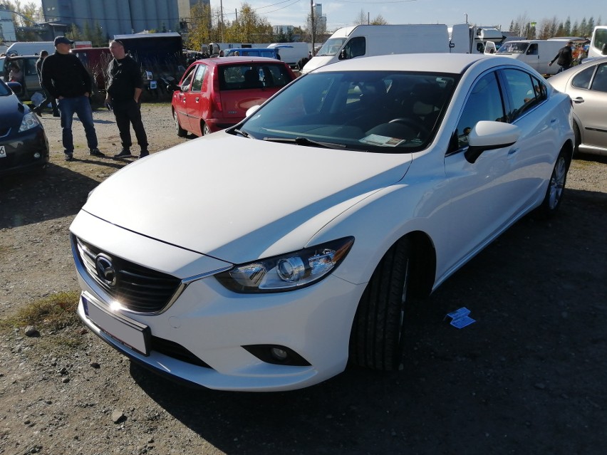 2. Mazda 6. Silnik 2,5 benzyna, rok produkcji 2015, cena...