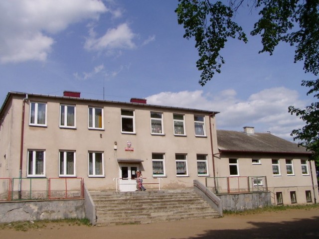 Szkoła w Ciełuchowie