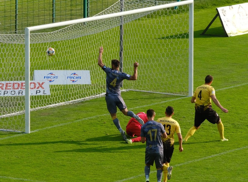 GKS Katowice pokonał Stal Rzeszów 3:2....