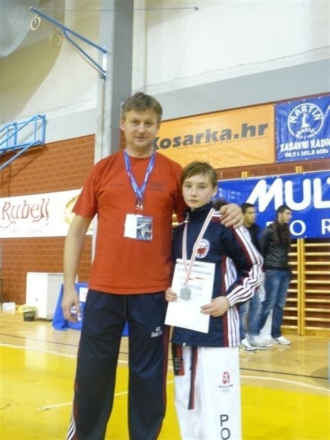 Klaudia Włodarczak z trenerem Dariuszem Skibą.