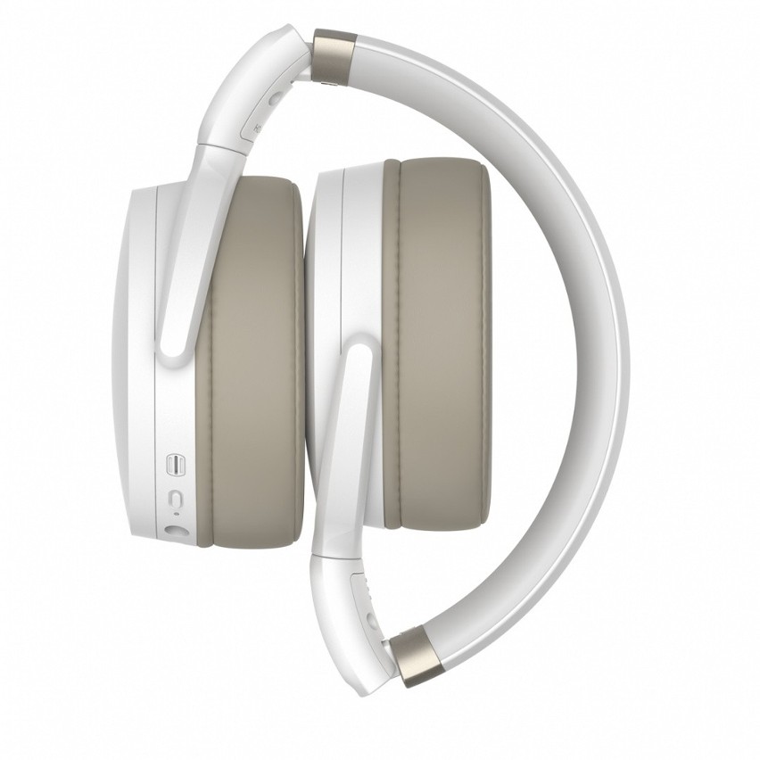 Sennheiser wprowadził do Polski nowe modele bezprzewodowych słuchawek, które współpracują z głosowymi asystentami Apple i Google