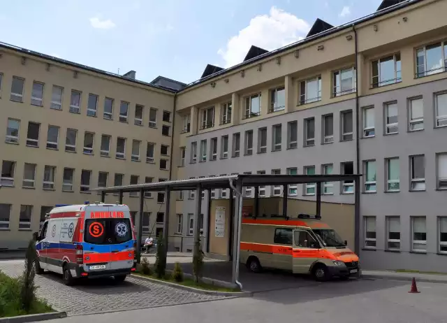 Szpital w Busku-Zdroju chce zawiesić działalność oddziału ginekologicznego od 1 maja 2024.
