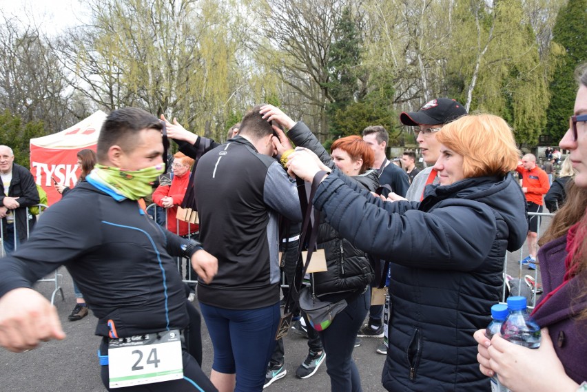 Chorzów: prawie 400 biegaczy wzięło udział z Biegu Górskim....