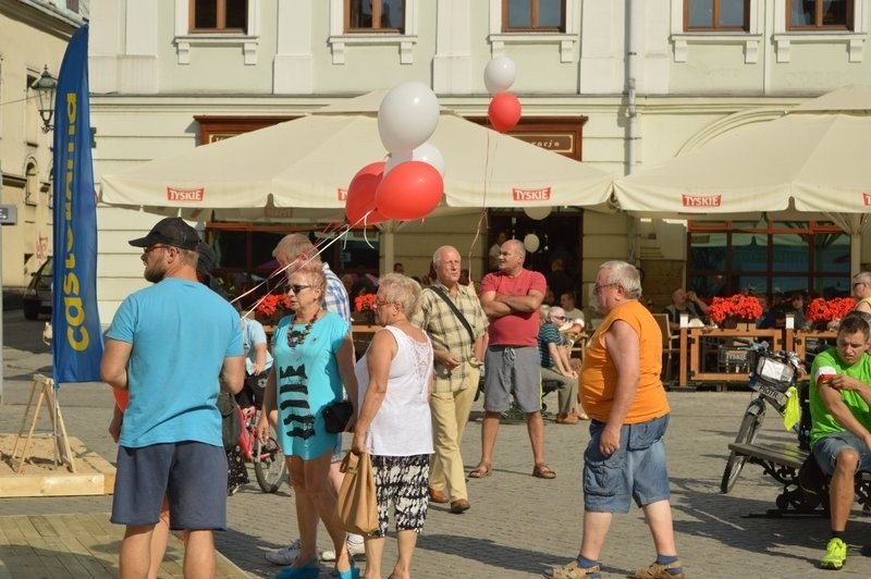 Rocznica Powstania Warszawskiego: Cieszyn również zatrzymał się w godzinę "W"