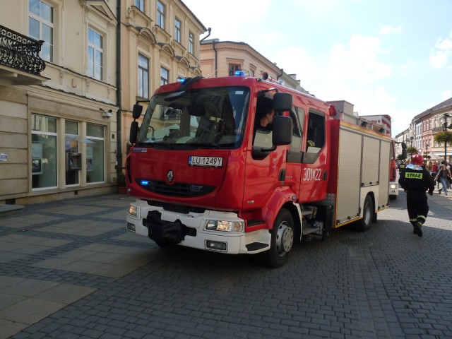 Najwięcej fałszywych alarmów straż dostaje z miasteczka akademickiego. Ale nie brakuje ich też w centrum - w bankach czy hotelach. Z tego powodu strażackie wozy ostatnio często mkną deptakiem