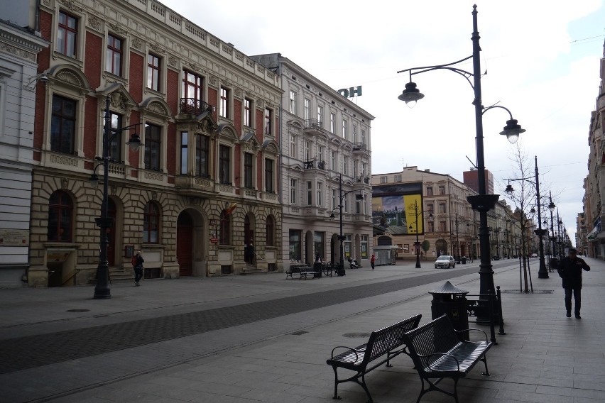 Koronawirus Łódź. Tak wyglądało centrum miasta w niedzielę. Zobacz film z drona!