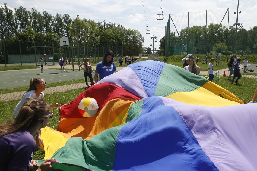 Pół tysiąca dzieci spędziło Dzień Dziecka na sportowo...