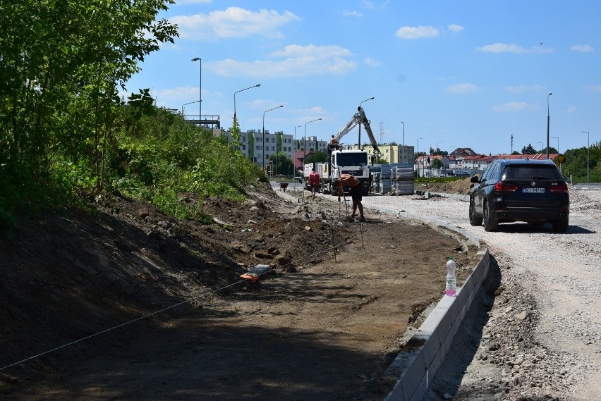 Ulica Mostowa w Końskich w budowie. Zobacz najnowsze zdjęcia i wideo
